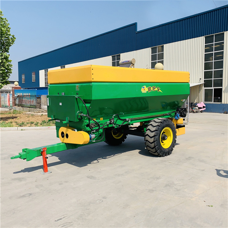 干湿肥撒肥车四轮车后置式撒肥机农场大棚撒粪车