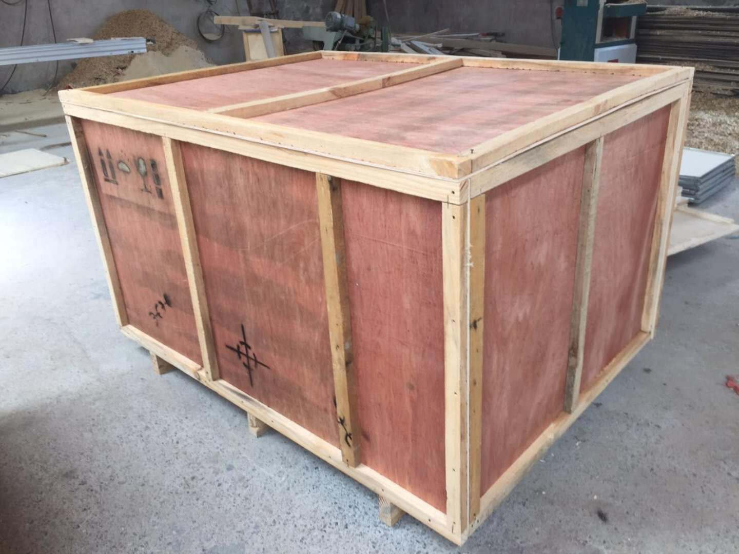 山东济南骄阳异型设备包装箱