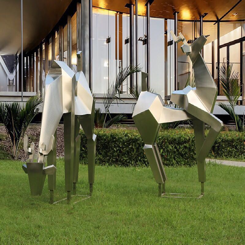江苏天筑不锈钢雕塑定制上海大型城市抽象鹿与仿真鹿雕塑 - 阿里巴巴