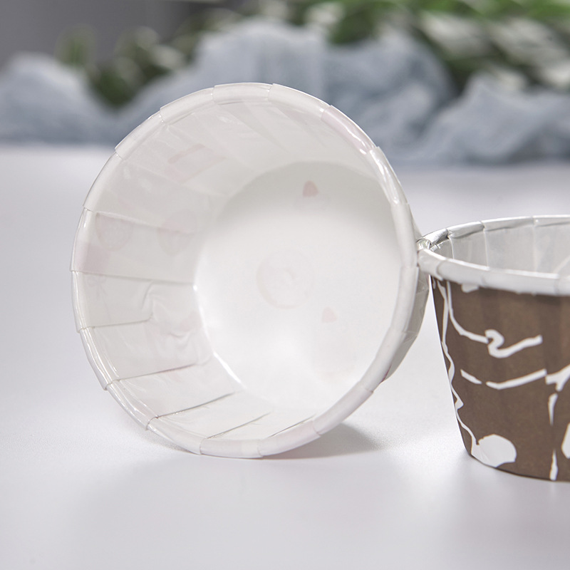 100个小号卷口杯卷边pet淋膜纸杯迷你蛋糕耐高温烤杯马芬杯托3830