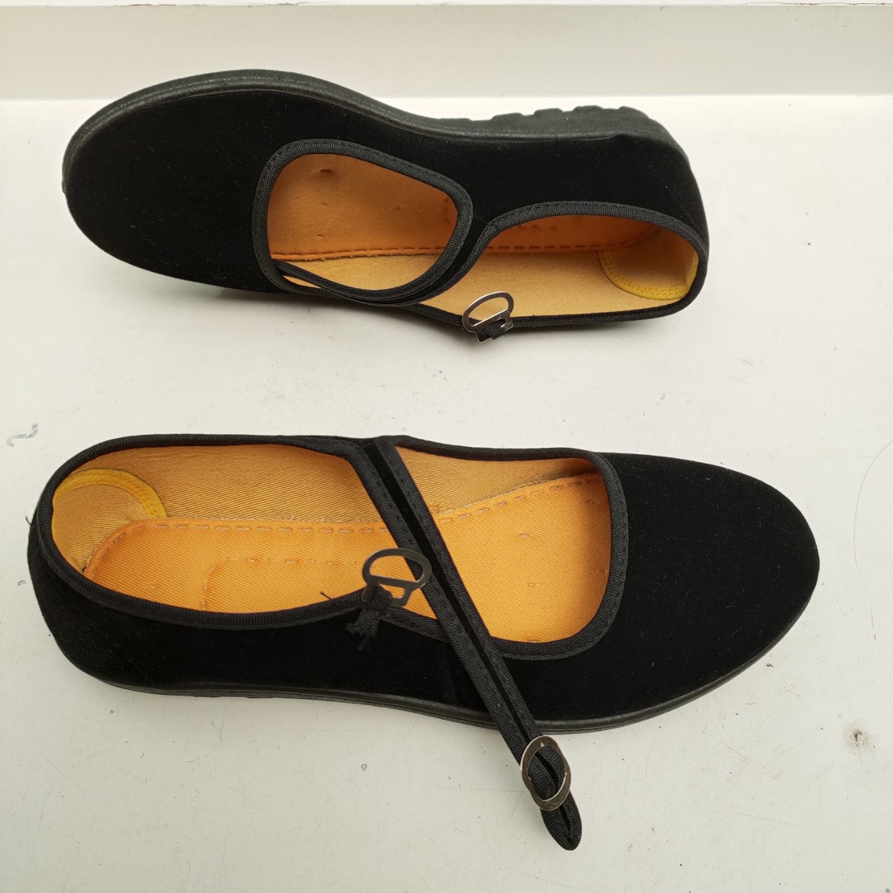 跑量款女布鞋防滑耐磨黑平绒一代酒店工作礼仪鞋广场舞蹈鞋地摊鞋