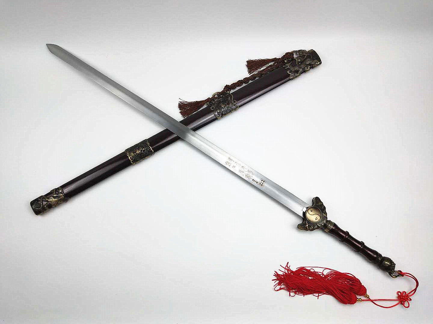 龙泉宝剑 镇宅装饰辟邪剑 深红色油漆碳钢小玄武剑 未开刃