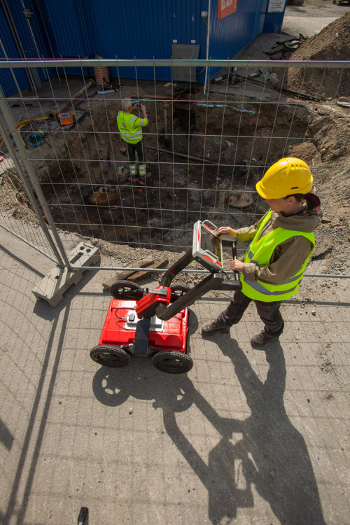 国内现货mala 地质雷达可探测市政管线及地下空洞