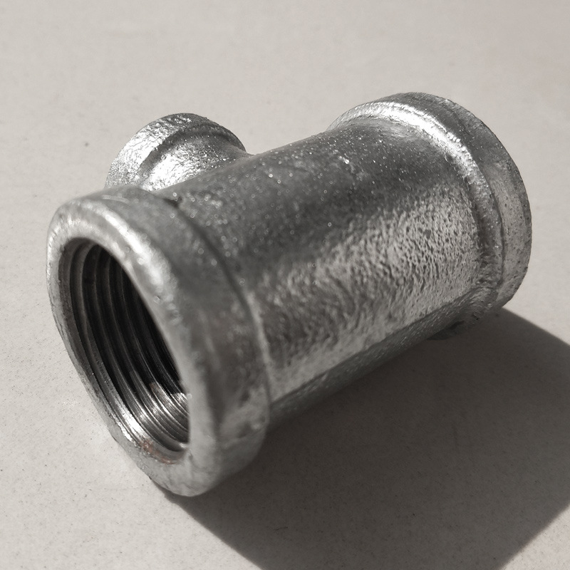 玛钢管件热镀锌三通丝接变径三通水管丝扣螺纹异径管三通厂家直供