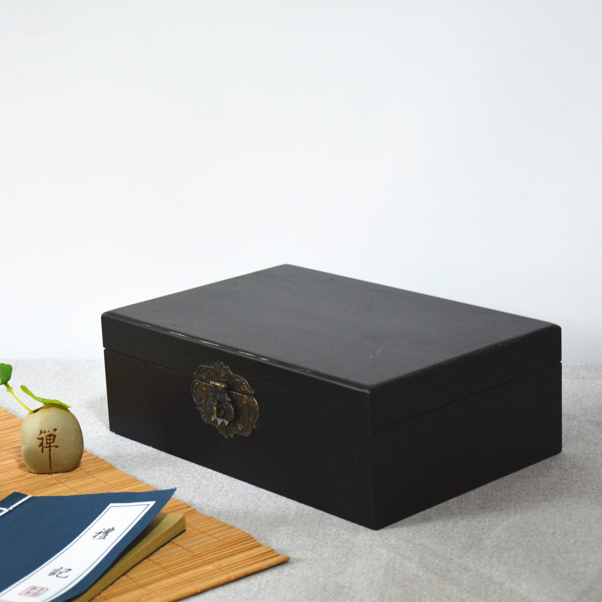 黑色油漆木盒 古典复古做旧包装盒翻盖盒 收藏品包装礼盒厂家定制