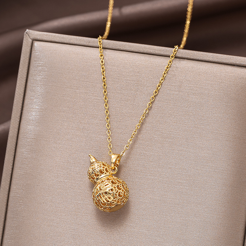 不掉色金色镂空葫芦福禄钛钢项链女时尚花丝镂空吊坠18k真金饰品