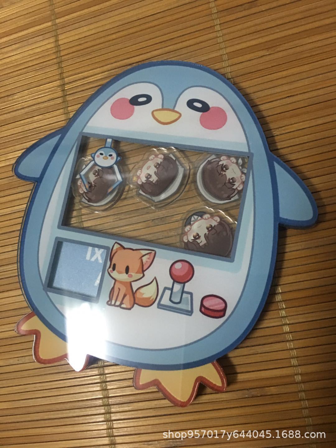 亚克力摇摇乐定制娃娃机游戏动漫明星周边小礼品钥匙扣立牌pp夹子