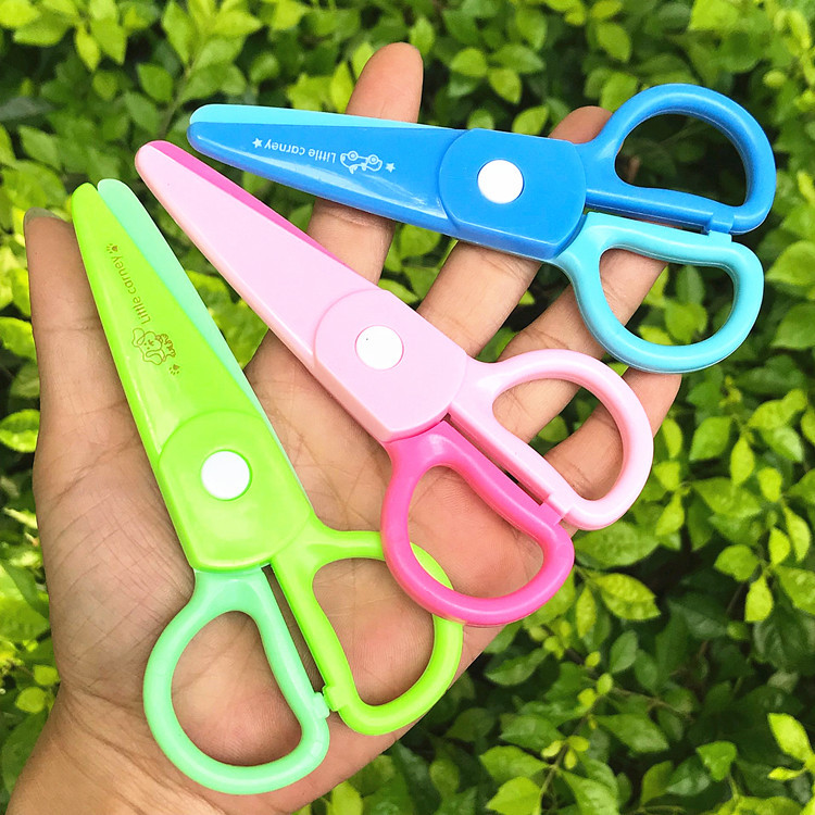 小卡尼学生安全剪刀幼儿园小朋友手工用剪纸塑料剪刀不伤手剪子