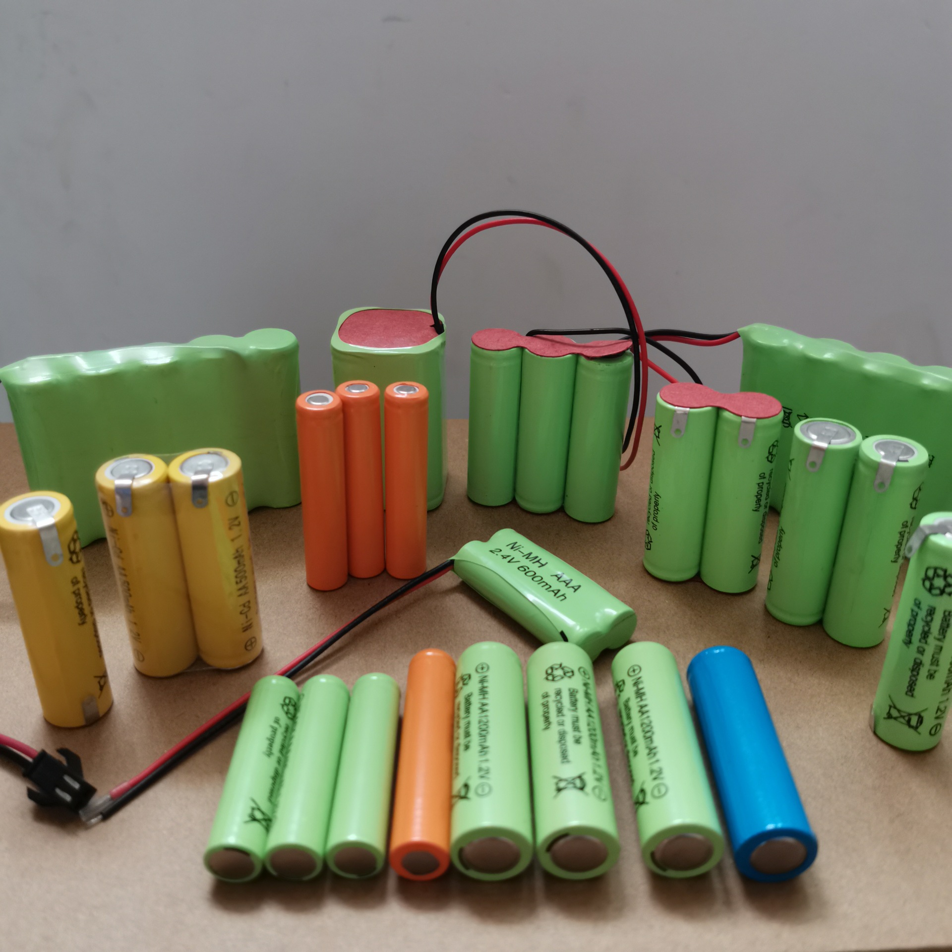 厂供 镍镉镍氢5号7号发泡镍充电电池aa aaa玩具灯具剃须刀电推剪