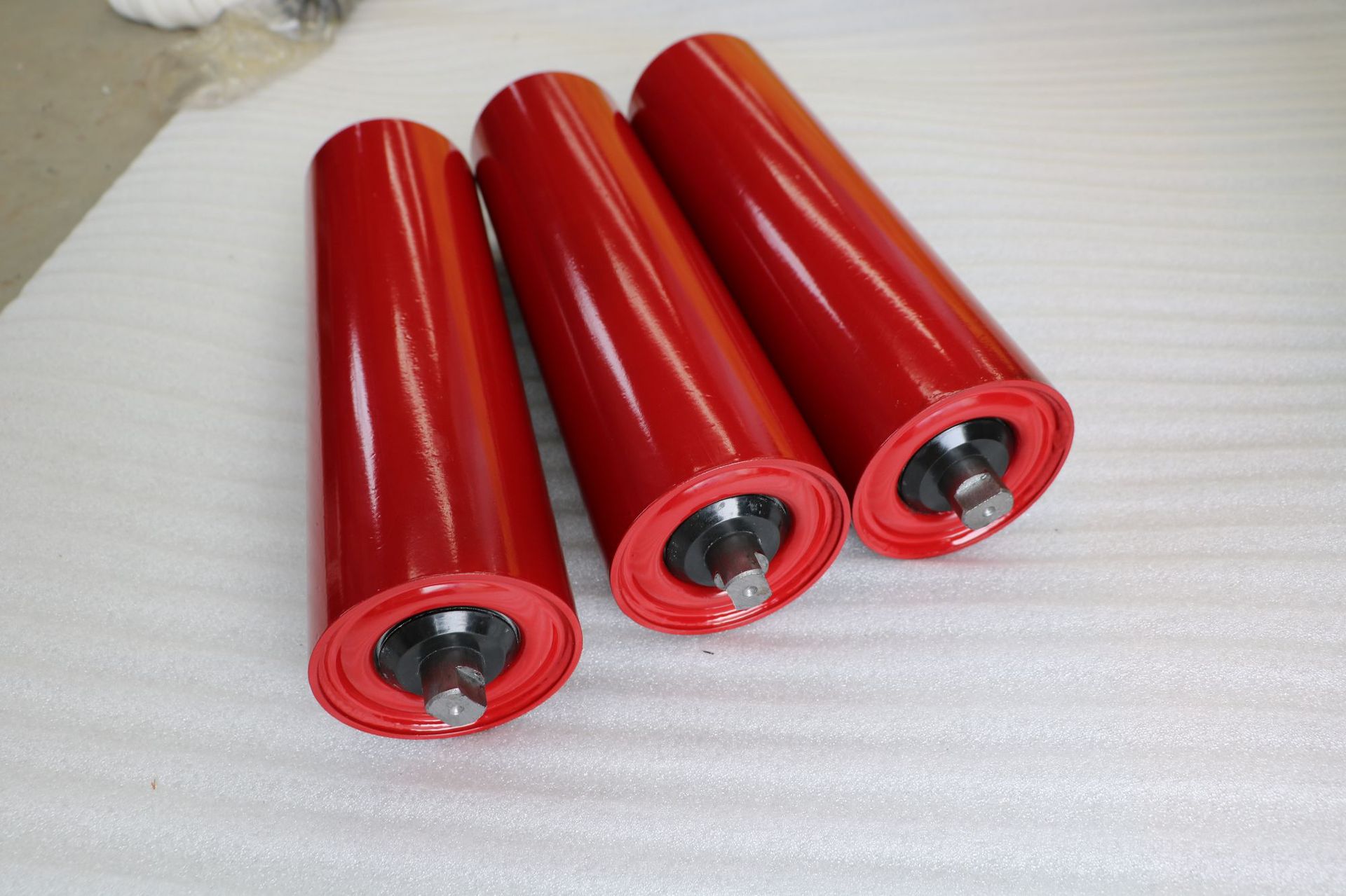 橡胶吊挂托辊组矿用槽型三联托辊 三连托辊承载铁托辊组