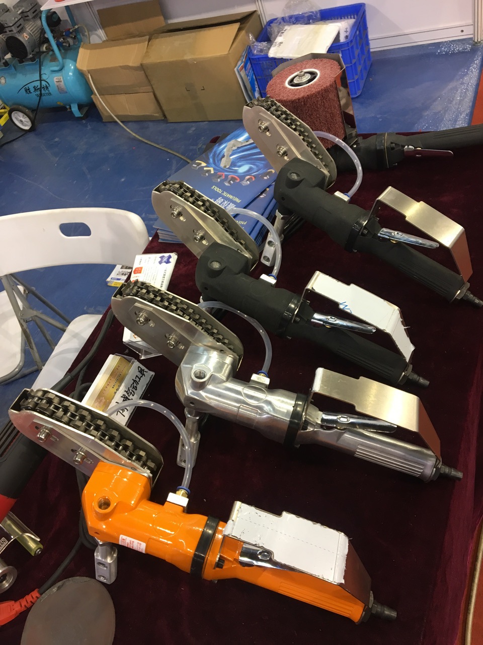 台湾铁保姆气动黑色清废机除边机配件瓦楞纸卡纸彩盒扒纸机链条