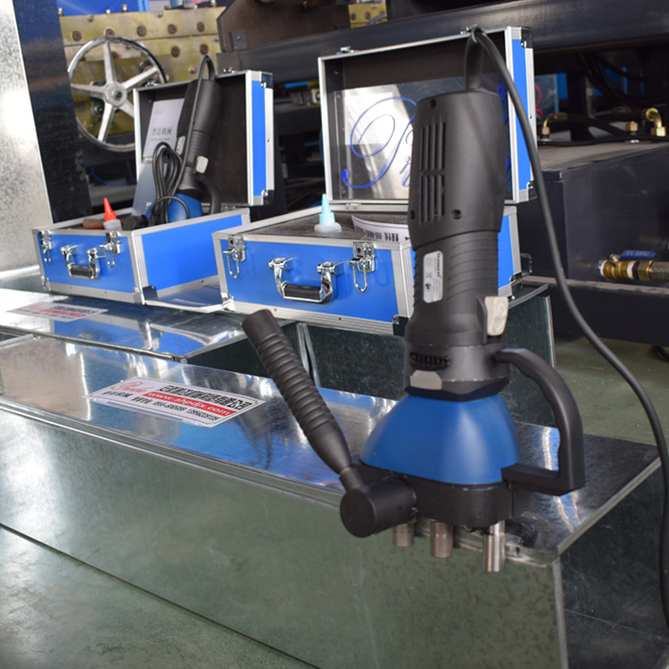 矩形风管合缝机 通风管道合缝机 仿德国通快技术 效率高 速度快