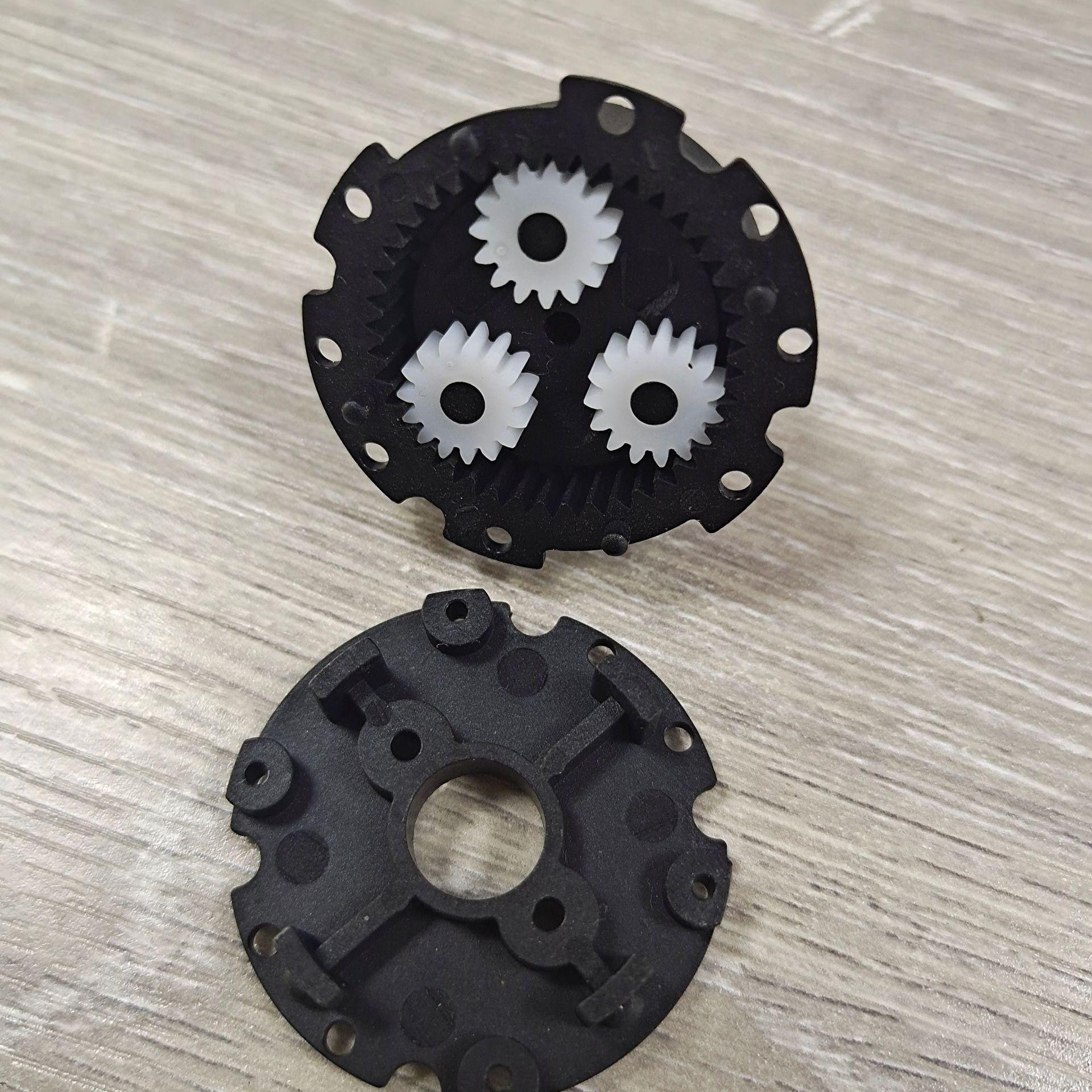 电动清洁刷减速箱,除尘器齿轮箱,电动桌面清洁刷牙箱开发设计