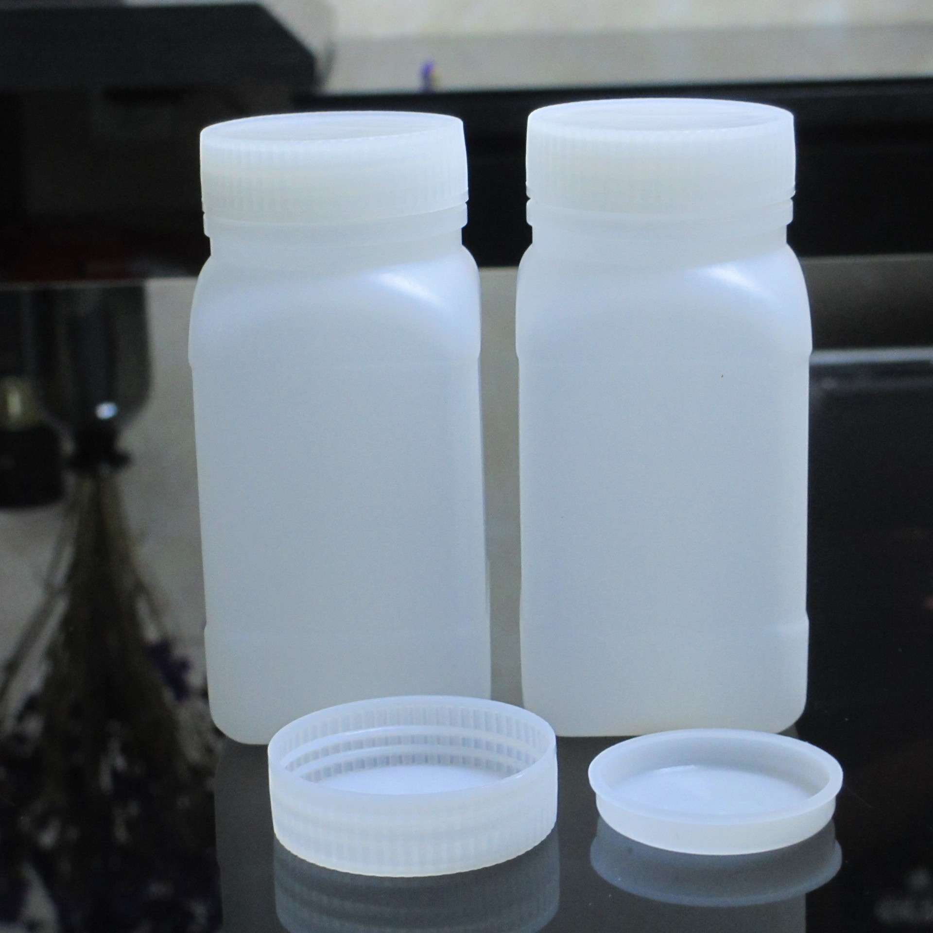 厂家供应250ml塑料瓶 广口瓶 大口试剂瓶 方形瓶 样品瓶子 分装瓶