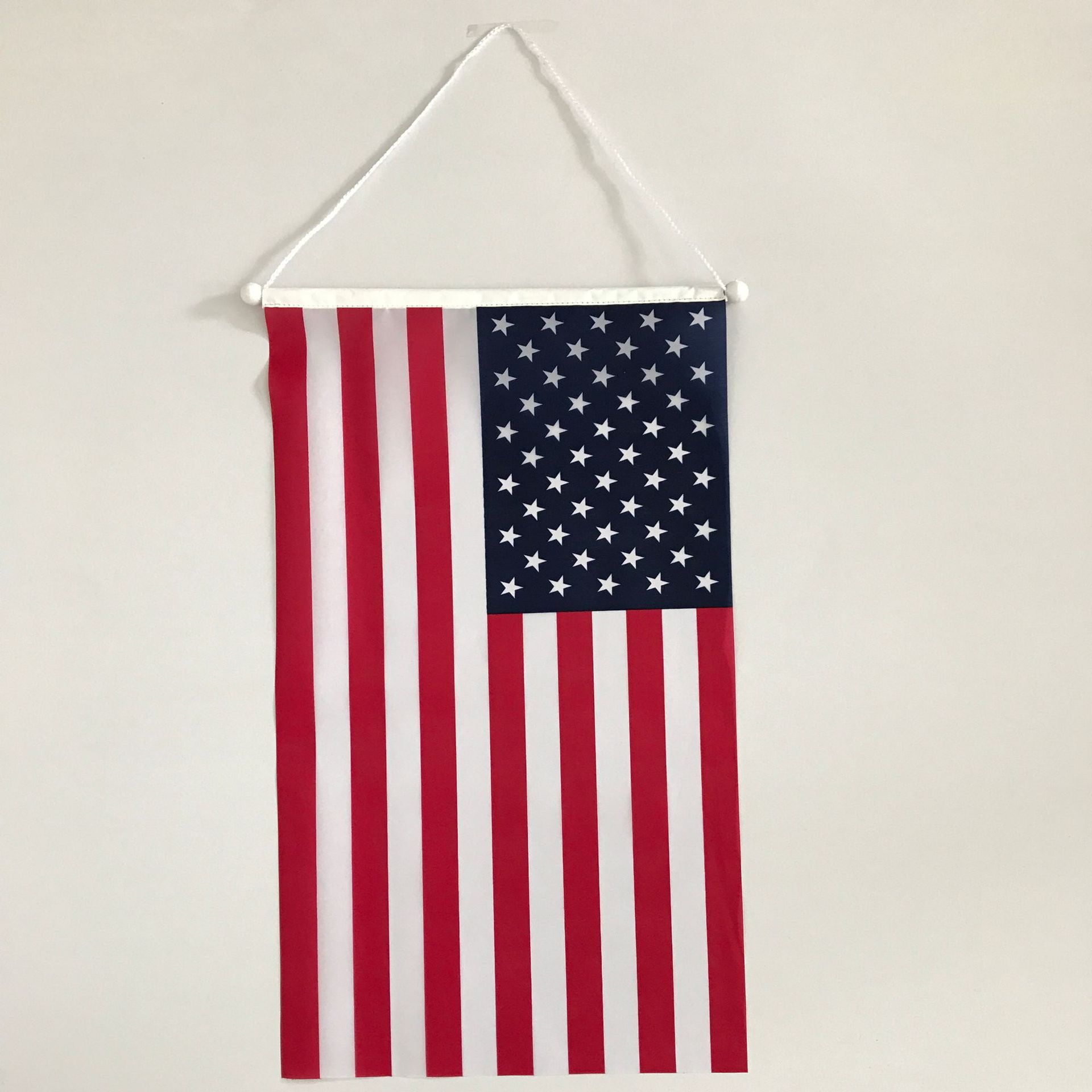 跨境 大学校园背景墙装饰美国国旗吊旗 红蓝星条纹锦旗挂旗定制