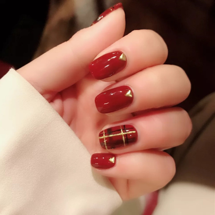 a85红格金线红色显白短款简单少女新娘拍照款假指甲贴片美甲成品