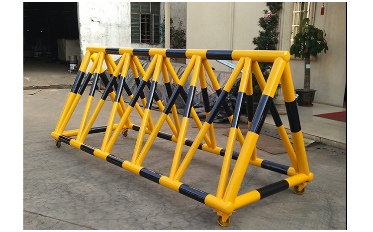 拒马路障移动护栏学校门口挡车隔离栏防冲撞路障钢管挡车安全护栏