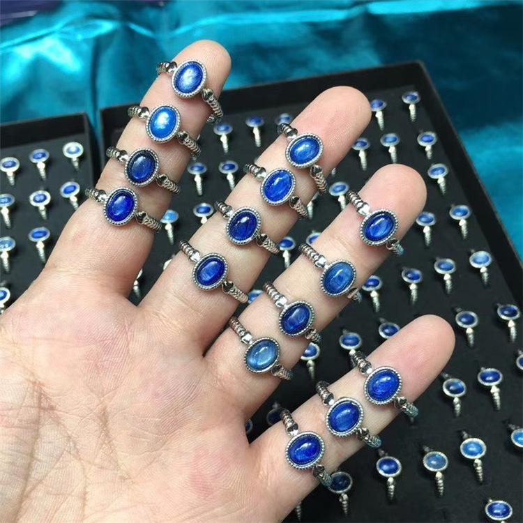 天然蓝晶石镶嵌戒指 戒面颗颗带眼粒粒闪佩戴大方跑量款女戒批发