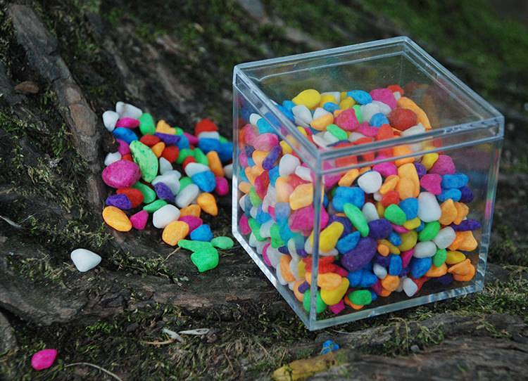 1公斤天然抛光彩石子彩色石头五彩多色混色园艺鱼缸地台婚礼装饰