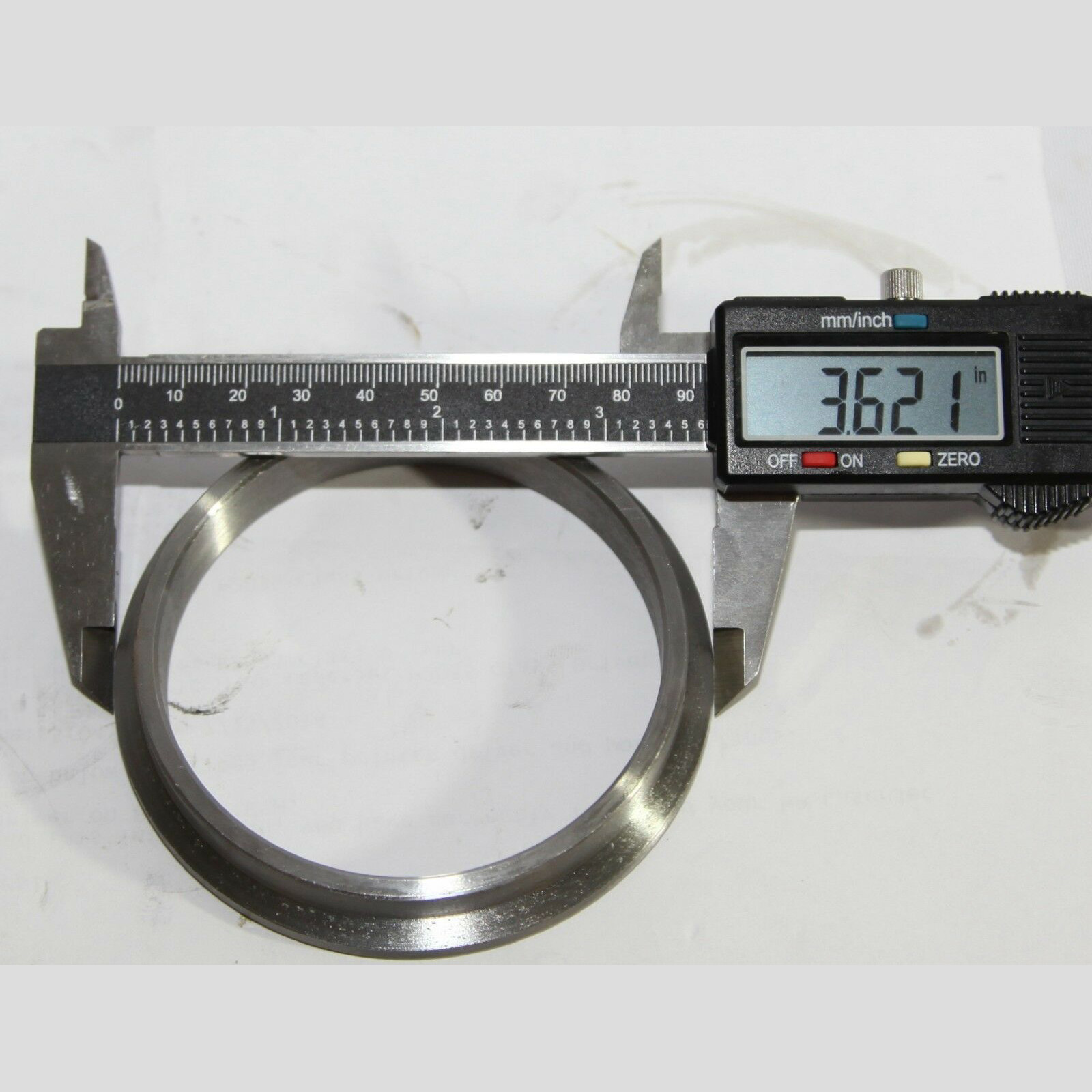 用于涡轮排气落水管的3v形带法兰不锈钢卡箍