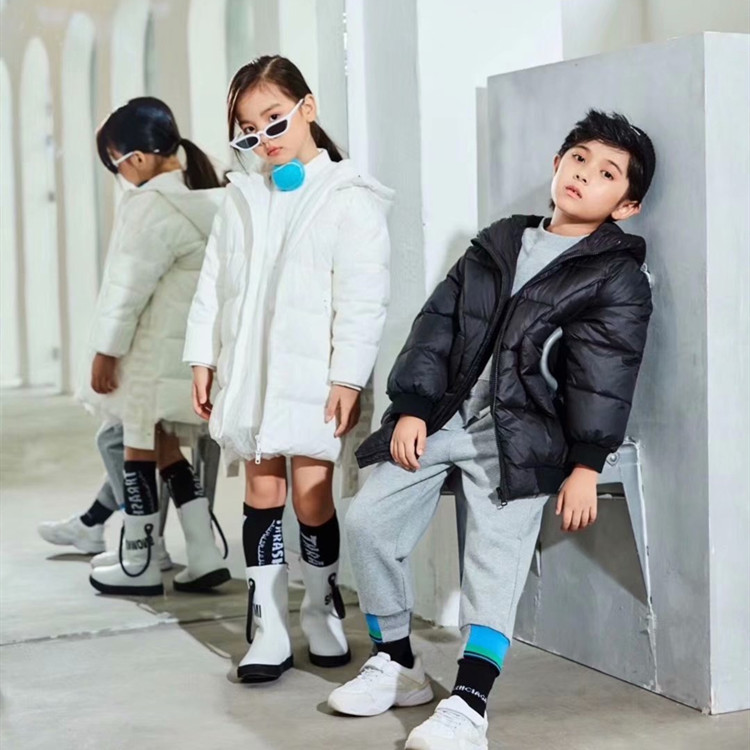 原创设计品牌 吾名堂冬 品牌童装折扣批发走份 品牌童装库存尾货