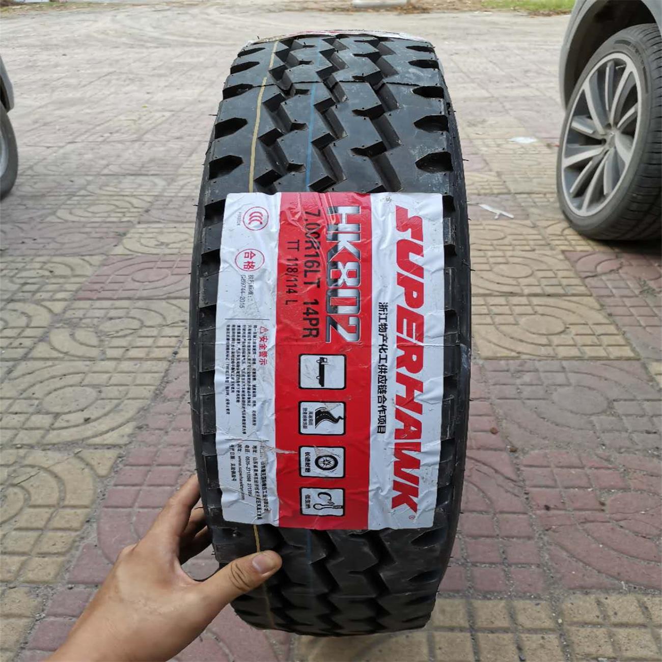 全钢丝三包载重轮胎700/750r16lt 江淮帅铃福田 70016真空胎75016