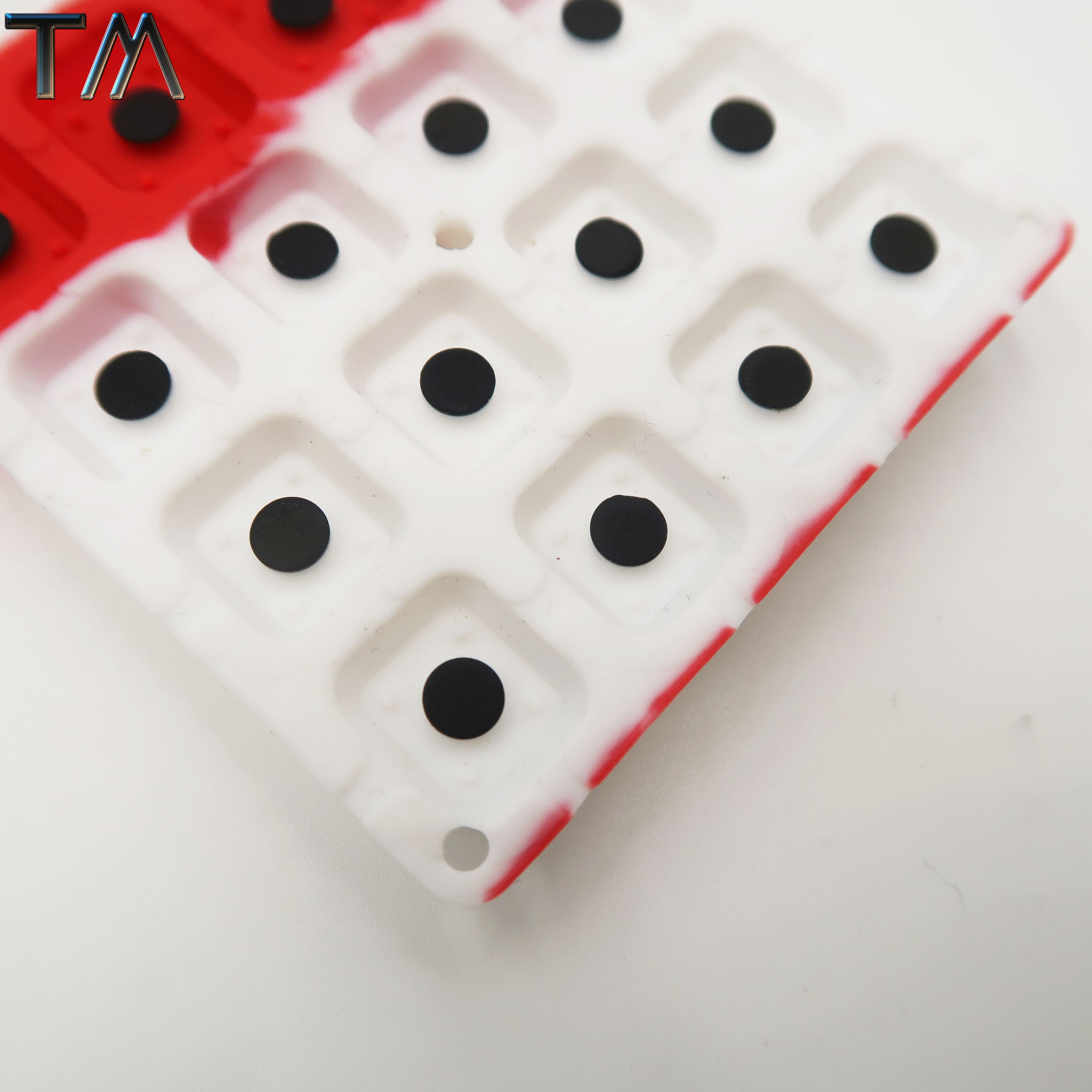 佛山硅胶厂家直销耐磨仪器仪表硅胶按键镭雕透光阻燃设备按键定制