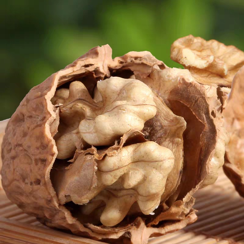 纸皮核桃1吨云南大姚干核桃批发【下单先联系客服】