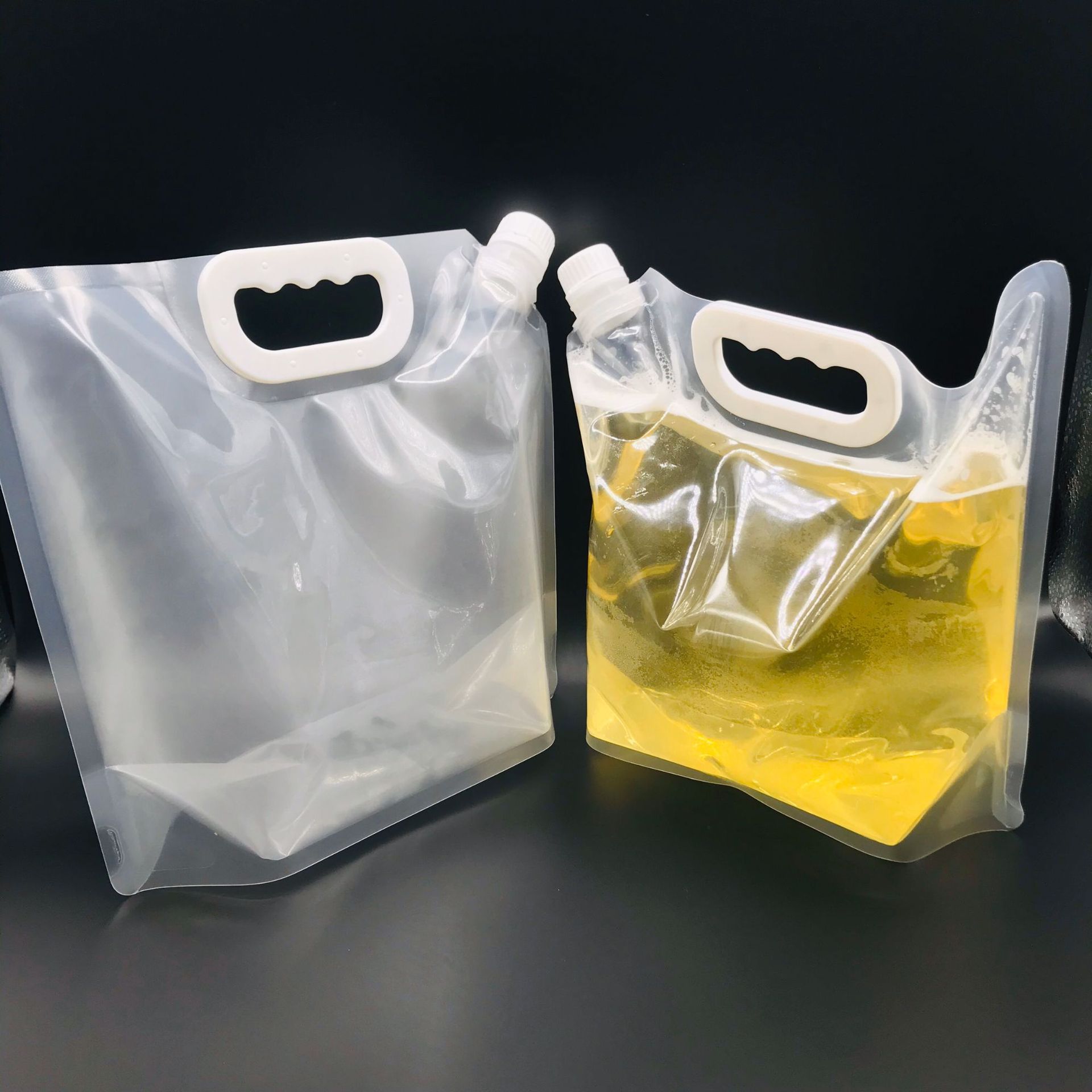 专业生产负氢离子水包装袋 手提纯净水铝箔吸嘴袋 液体自立袋定制