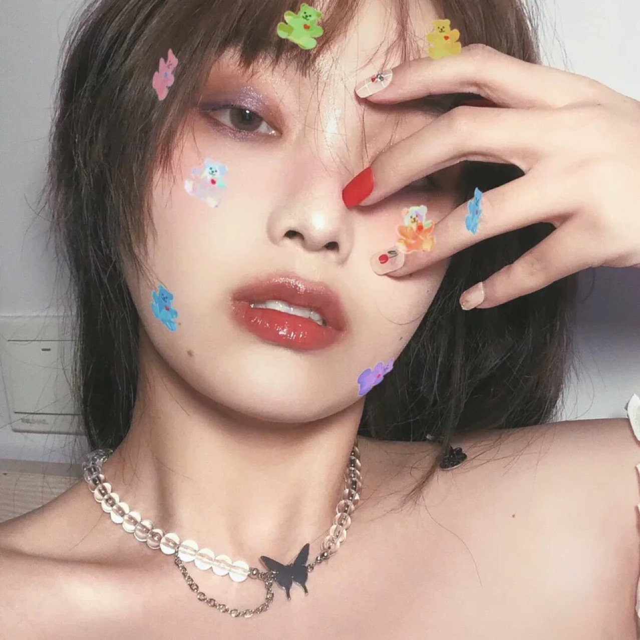 韩国配饰品网红土酷少女朋克风流苏透明不对称项链蝴蝶颈链?