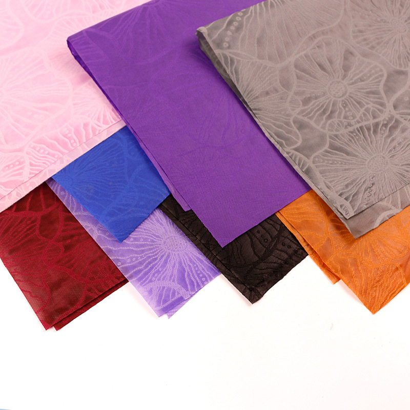 厂家直销荷叶纹包花纸鲜花包装纸无纺布材质花束礼品包装20张一包