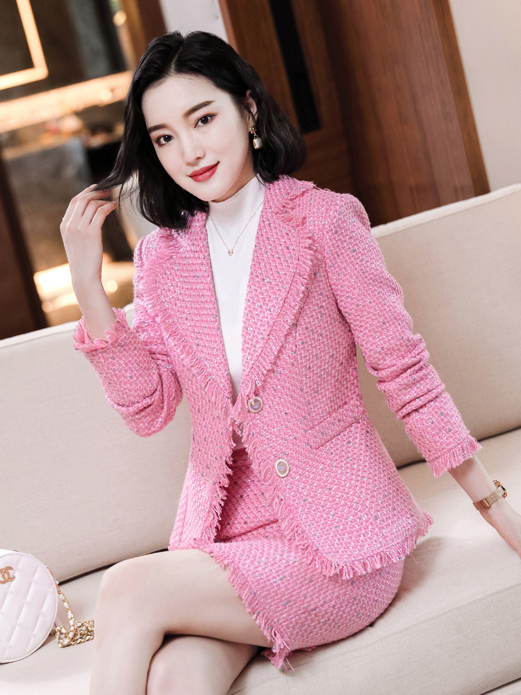 粉色西装套裙女2020秋冬时尚气质女神范职业套装西服两件套