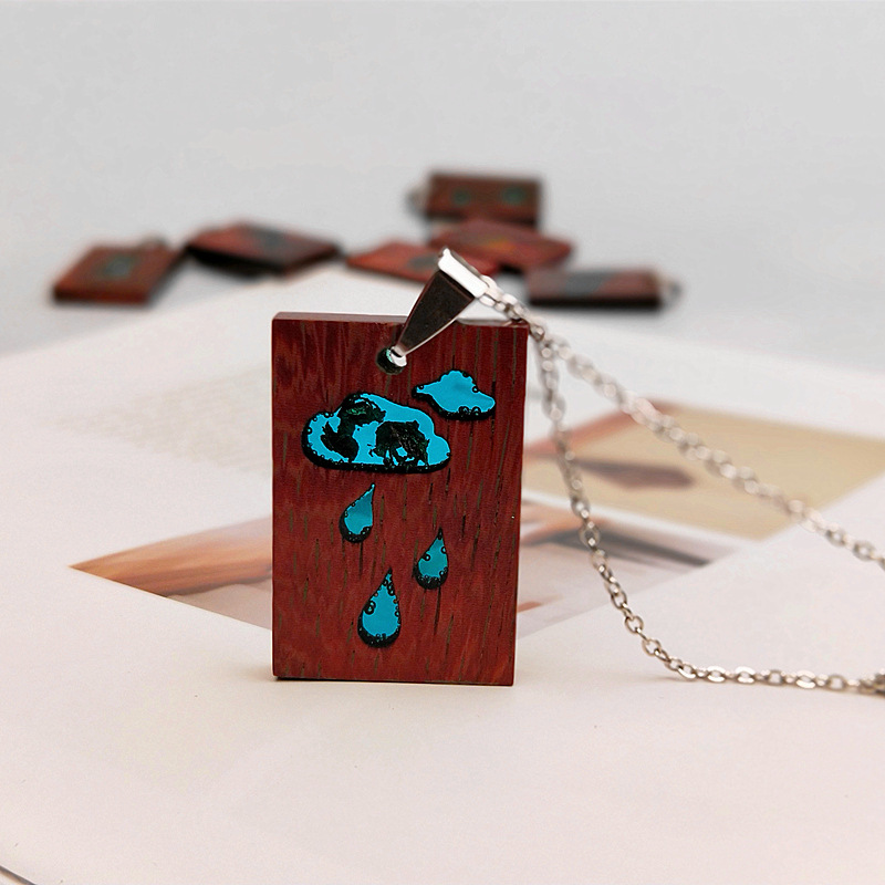 diy水晶滴胶檀木树脂木头吊坠项链学生情侣饰品项链