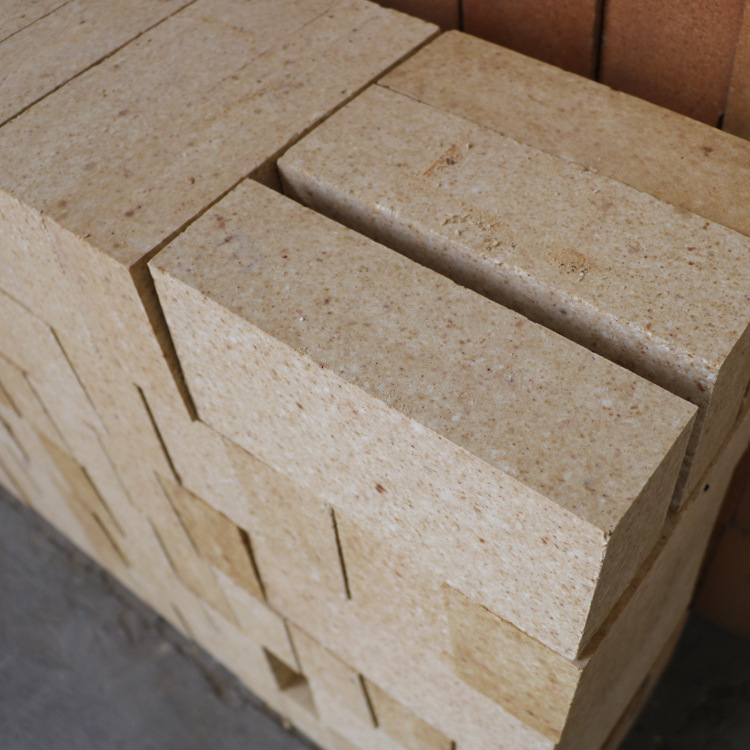 新密厂家定制 焦炉炭化室用红柱石耐火砖 批发一级粘土质耐火砖