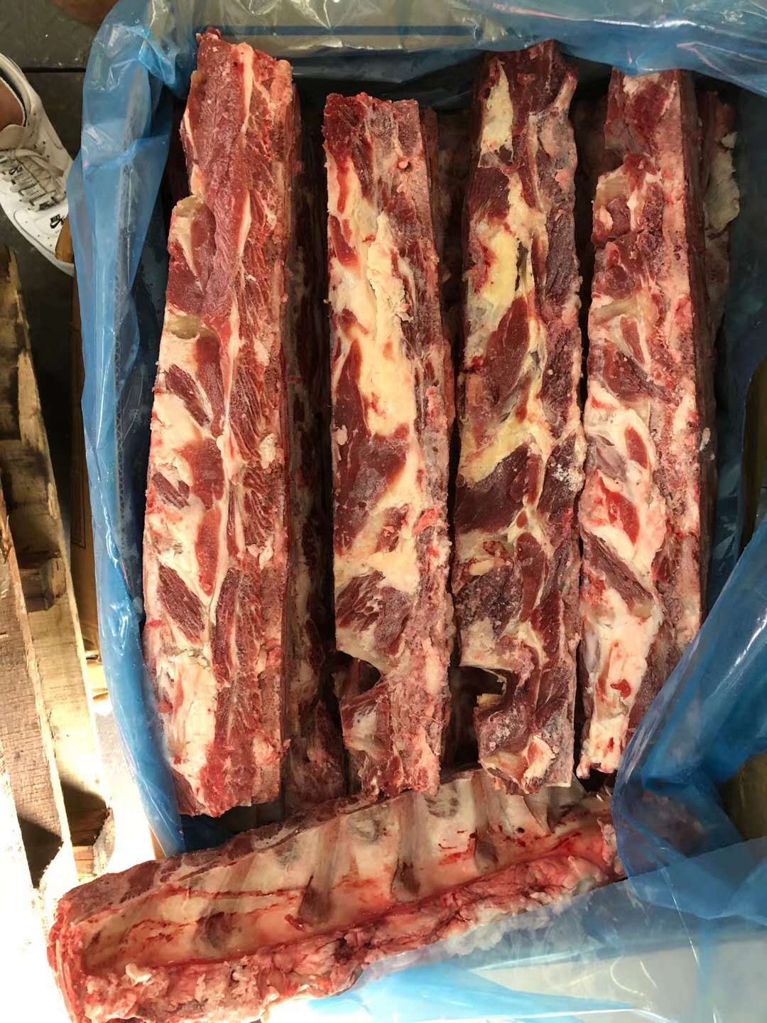 澳洲154厂牛脊骨冷冻牛骨头牛椎骨带肉牛骨整件出售 抄码量大从优