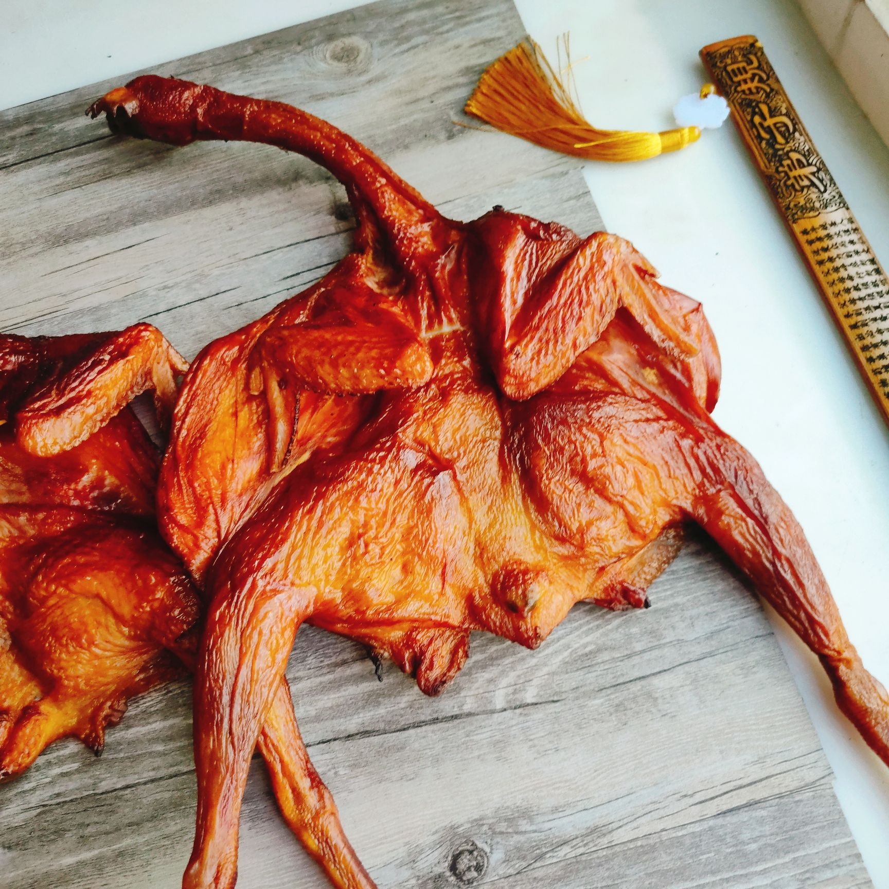 湖南特产烟熏腌制风干腊鸡传统工艺整只柴火烟熏2斤左右一只