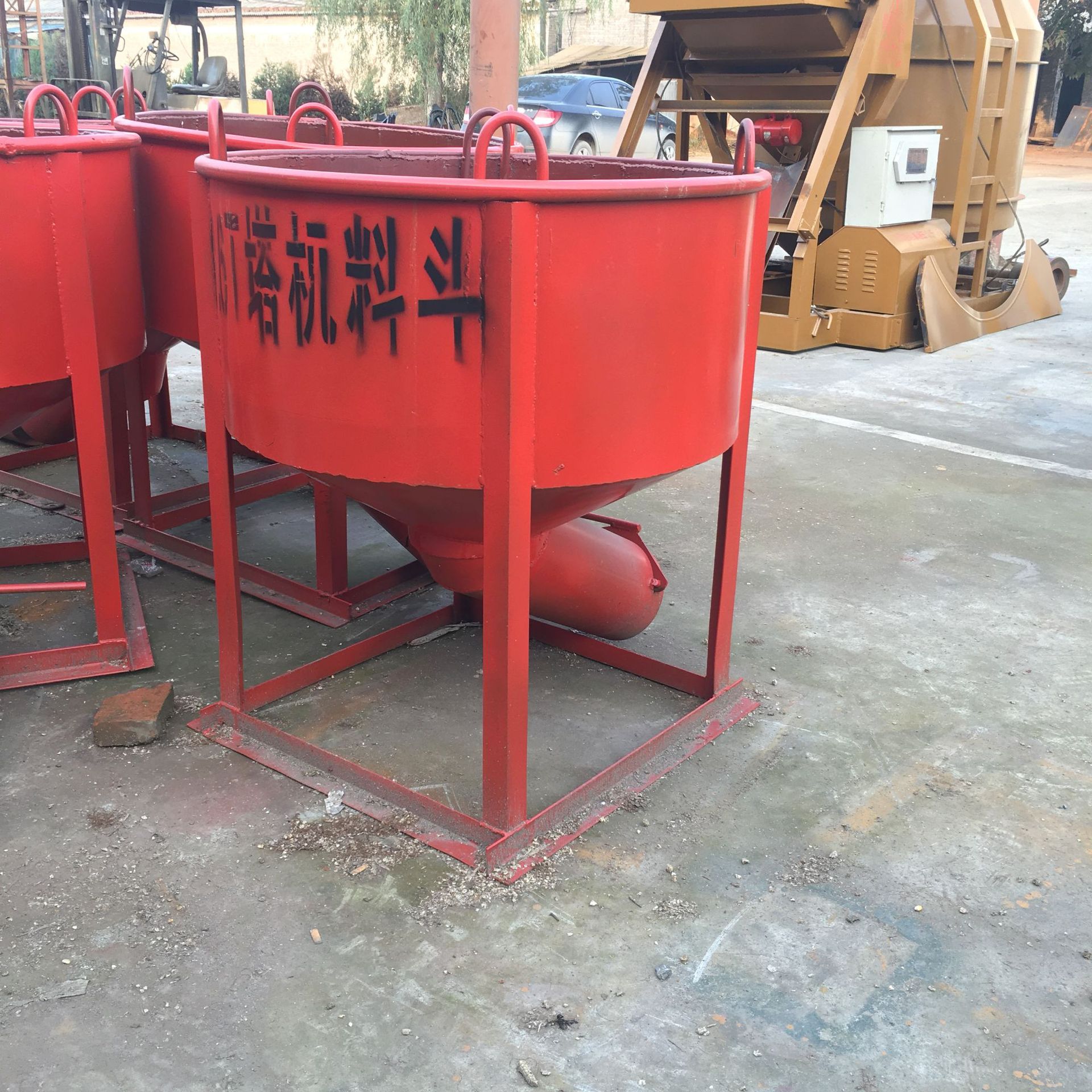 供应塔吊料斗 2方混凝土料斗大型塔吊料斗 水泥料斗 价格实惠