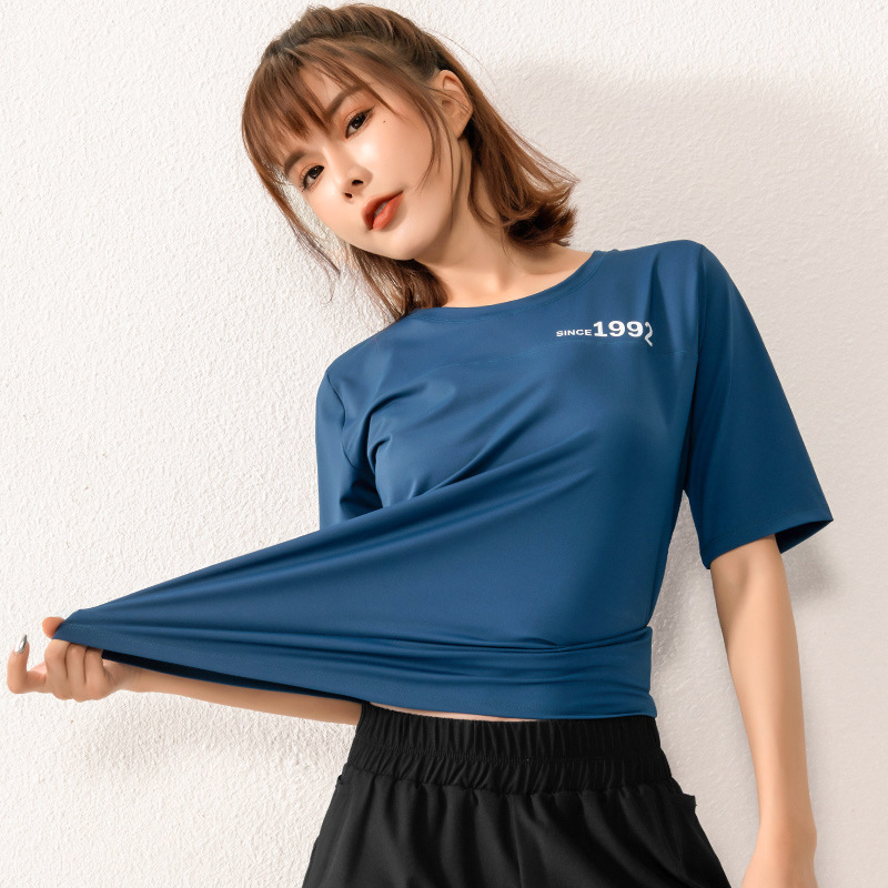 领运动服短袖