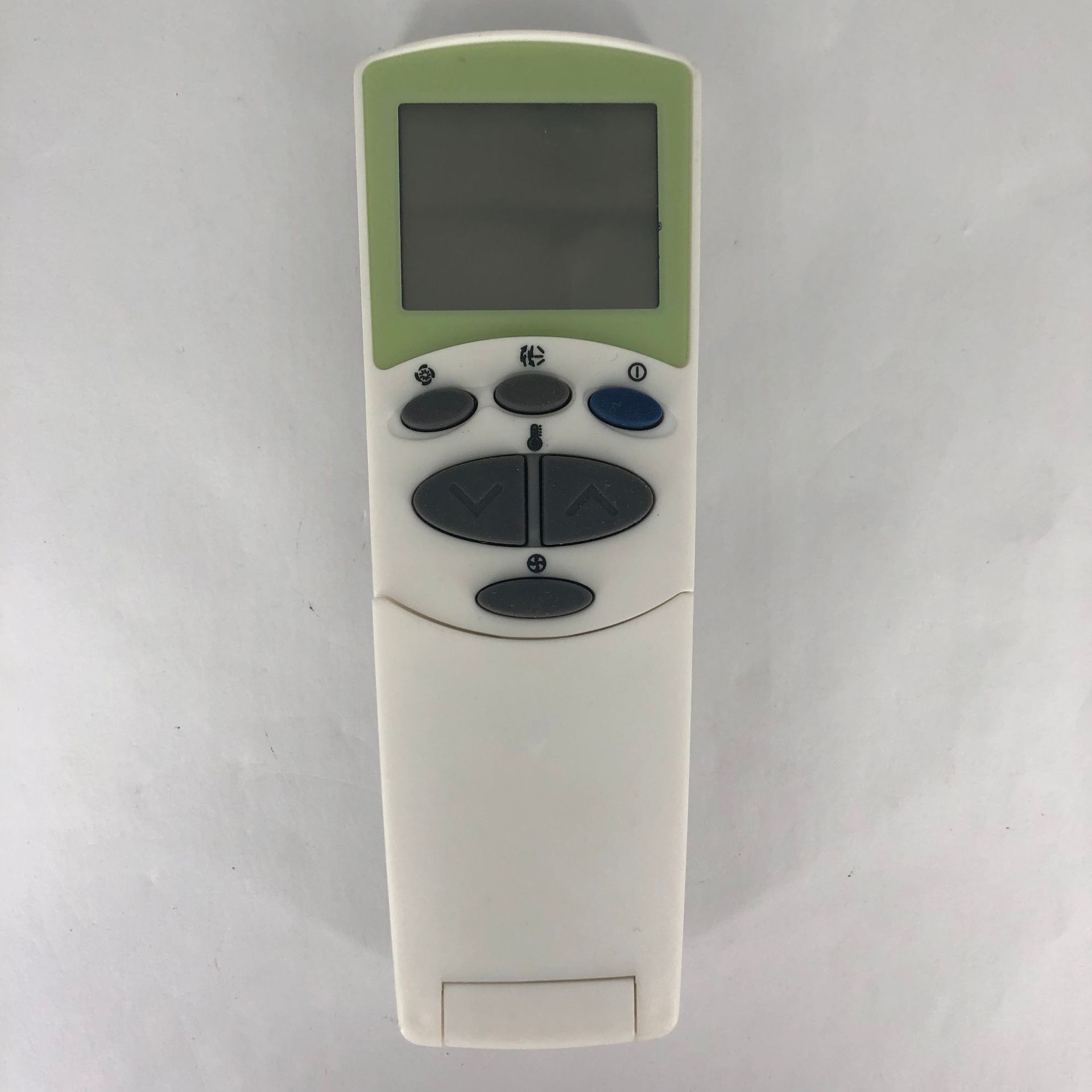 ktlg英文万能空调遥控器翻盖带支架出口中东非洲印度东南亚定制