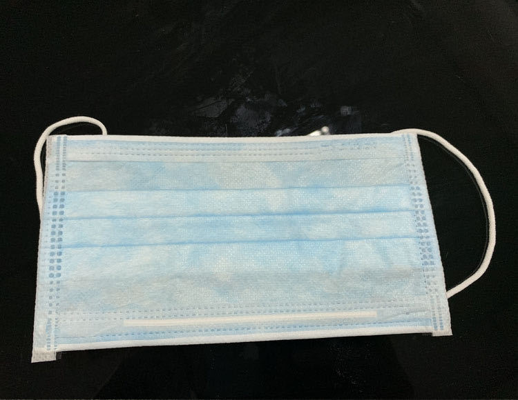 洛华医用外科口罩 三层独立包装熔喷布一次性挂耳式口罩