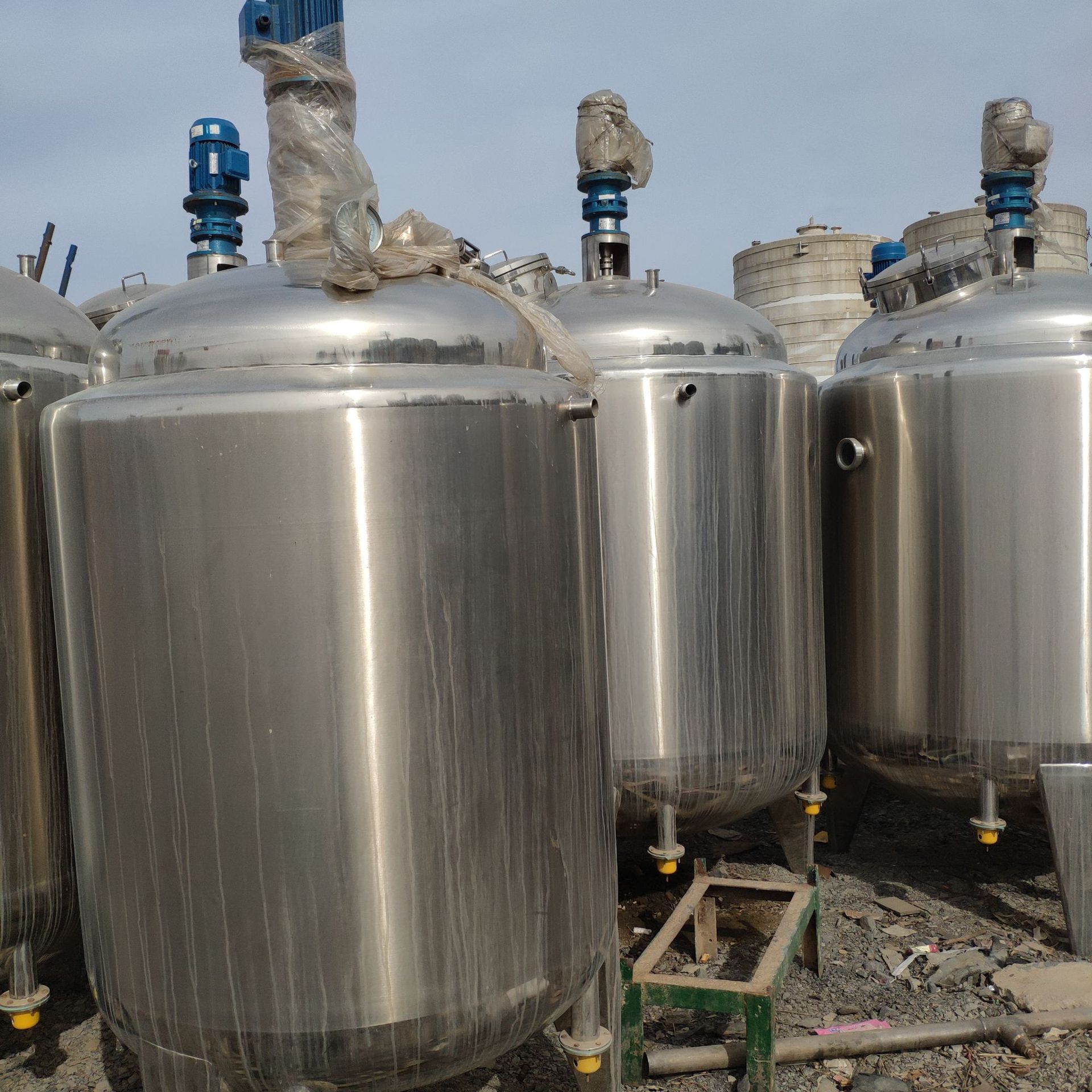 出售求购二手不锈钢立式大型储罐食品级储液储水罐酒精储存罐