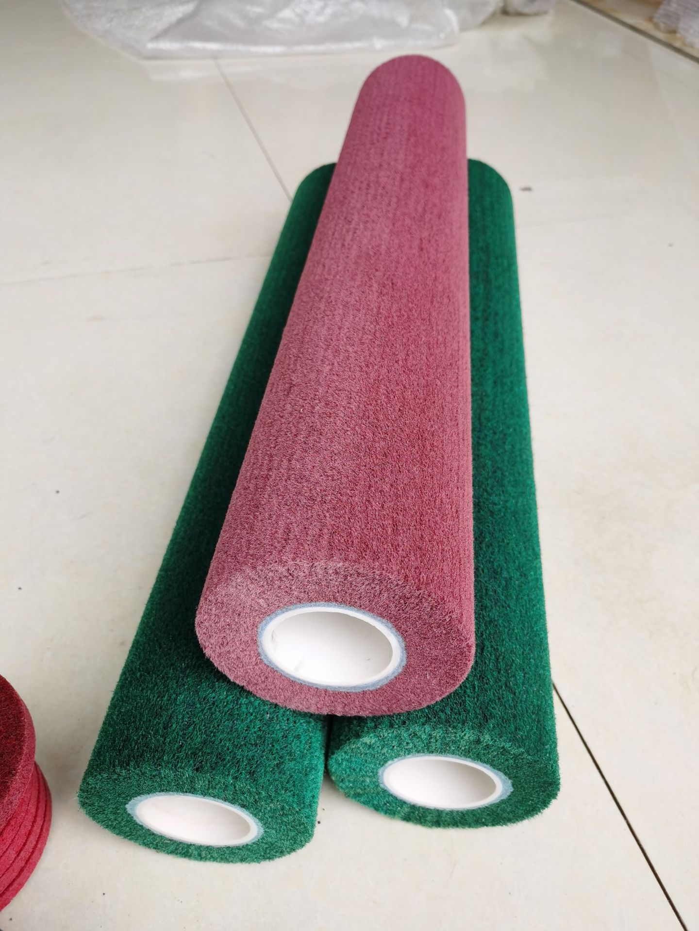 厂家直销进口小辊刷异形磨砂辊不织布小辊刷