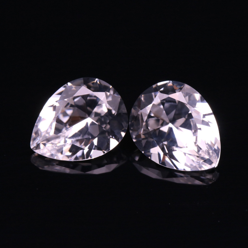 厂家直销 梨白刚玉5-10mm 合成水滴形宝石 白色透明钻 耐高温