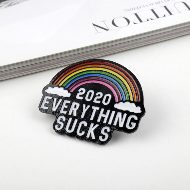外贸热销 2020 everything sucks彩虹云朵滴油胸针 合金创意徽章