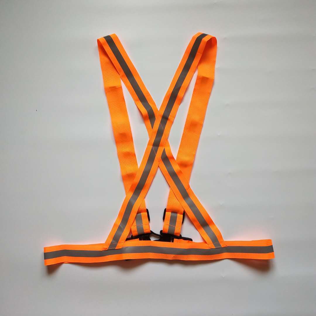 新交规反光马甲弹力反光背带骑行夜跑反光背心环卫施工驾驶员车用