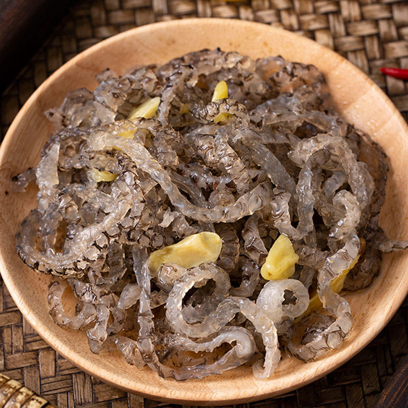 泡椒鱼皮新鲜腌制即食酒店食材凉菜海鲜冷冻鱼皮丝香辣150g*8袋