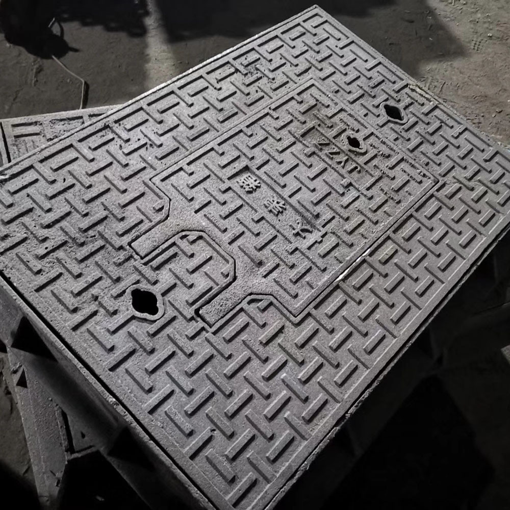 现货厂家销售电力隐形井球墨铸铁井盖方形排水沟盖板地沟盖板