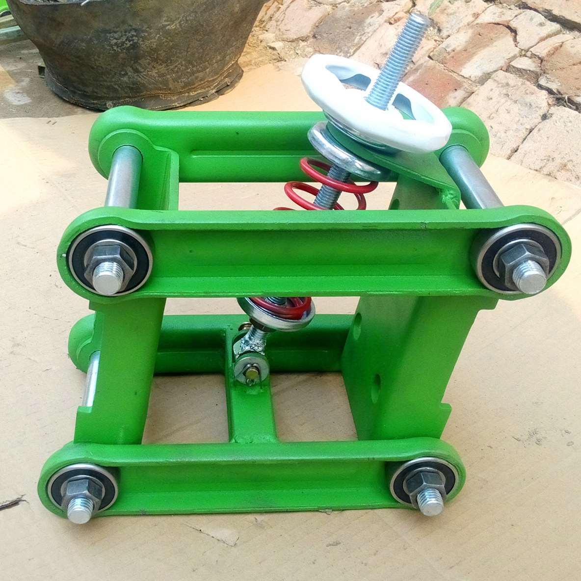 悬浮四连杆改装总成 浮动播种机四连杆套件加装