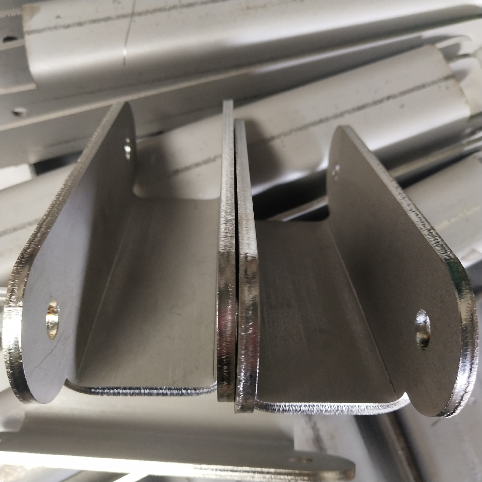 钣金厂家定做10毫米不锈钢非标折弯钣金件激光切割加工钢板折弯