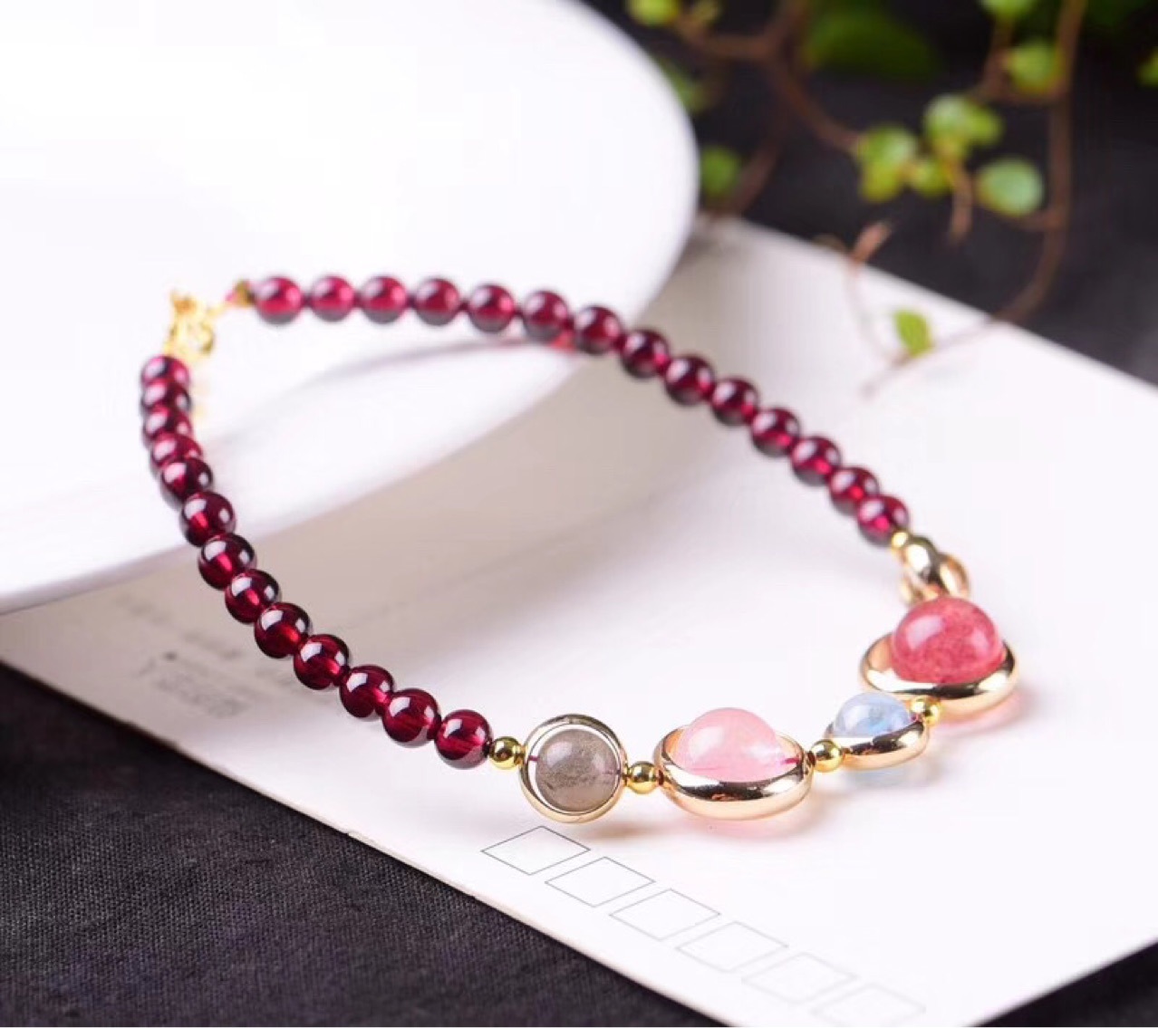 原创 天然石榴石纯净体手链 小众设计简约幸运石手串男女闺蜜礼物